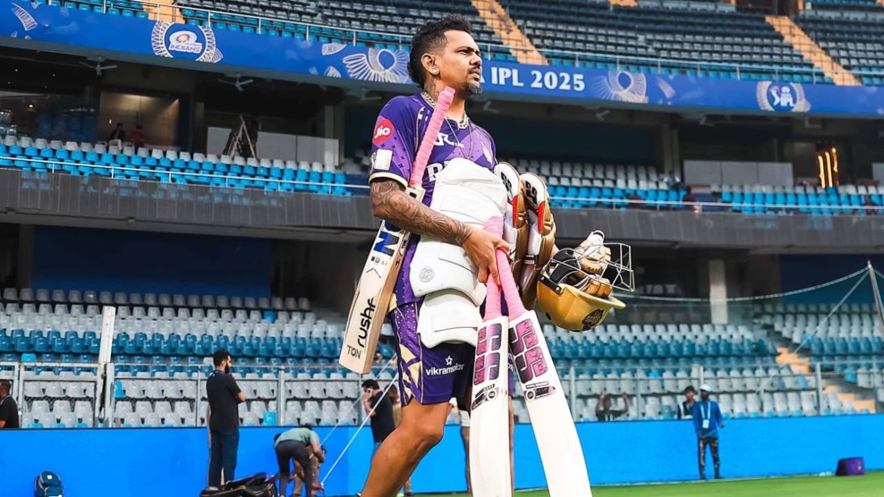 Sunil Narine walks in for a training session ahead of Kolkata Knight Riders' game against Mumbai Indians, IPL 2025, Mumbai, March 29, 2023
