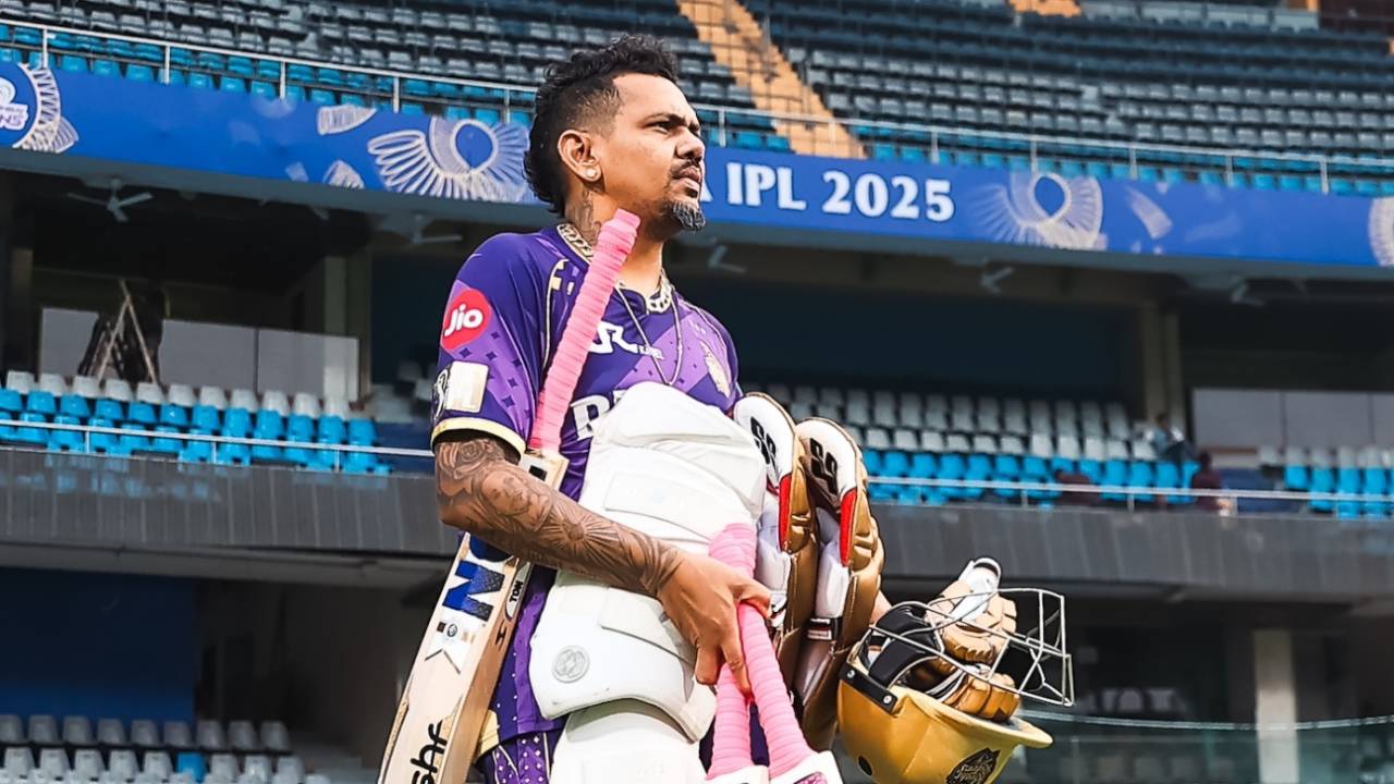 Sunil Narine walks out for a training session, Mumbai Indians vs Kolkata Knight Riders, IPL 2025, Mumbai, March 29, 2025