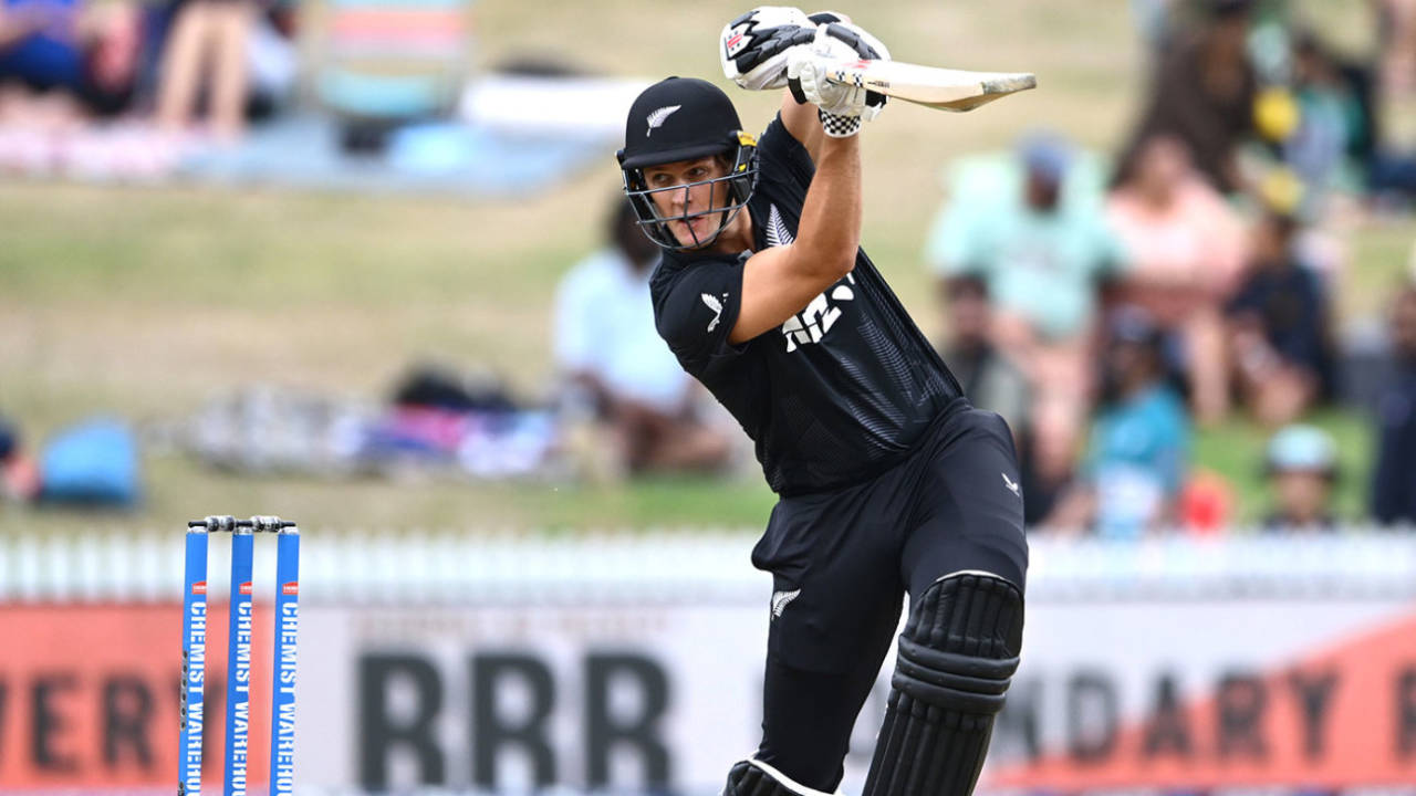 Rhys Mariu drives on his international debut, New Zealand vs Pakistan, 2nd ODI, Hamilton, April 2, 2025