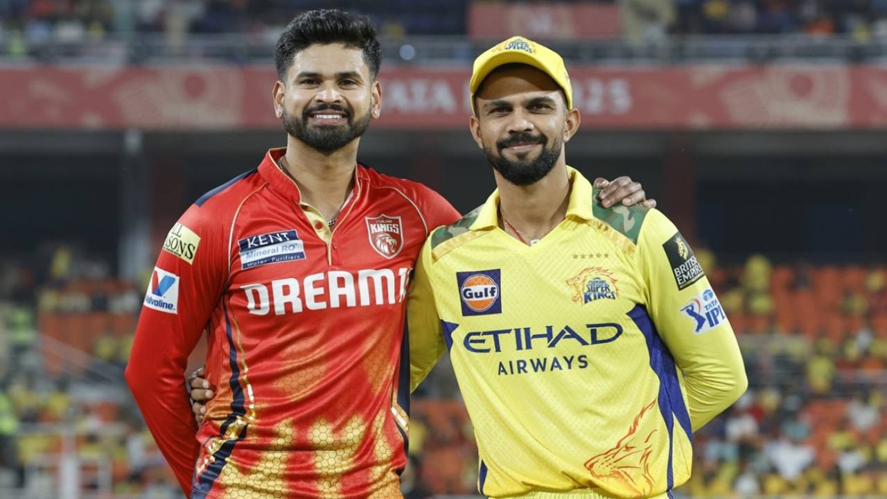 Shreyas Iyer and Ruturaj Gaikwad at the toss, Punjab Kings vs Chennai Super Kings, IPL 2025, Mullanpur, April 8, 2025