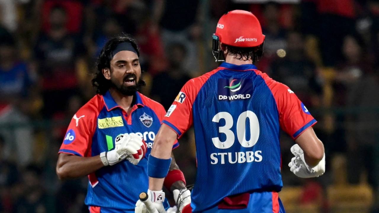 KL Rahul thumps his chest after taking Delhi Capitals to victory, Royal Challengers Bengaluru vs Delhi Capitals, IPL 2025, Bengaluru, April 10, 2025