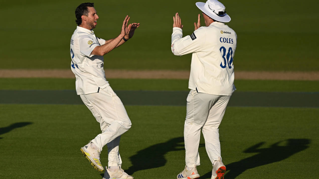 Fynn Hudson-Prentice produced a late wicket-taking burst, Sussex vs Somerset, County Championship, Hove, April 11, 2025