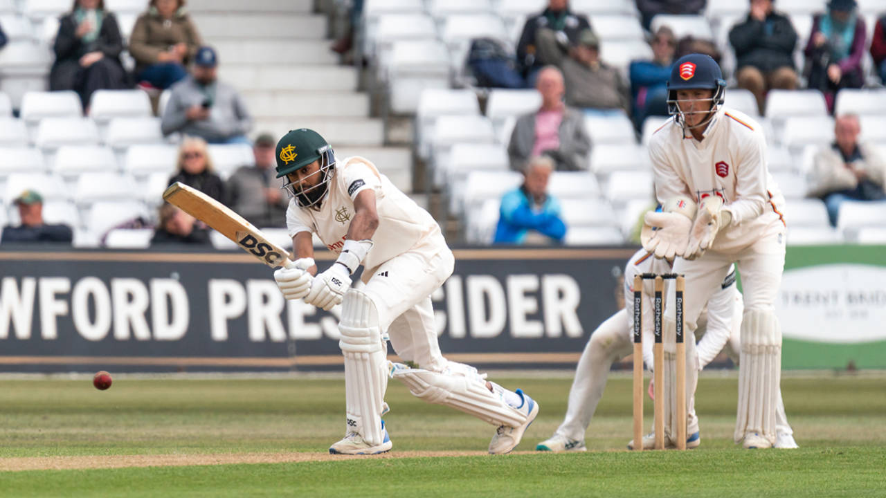 Haseeb Hameed led the way with 92, Nottinghamshire vs Essex, County Championship, Division One, Trent Bridge