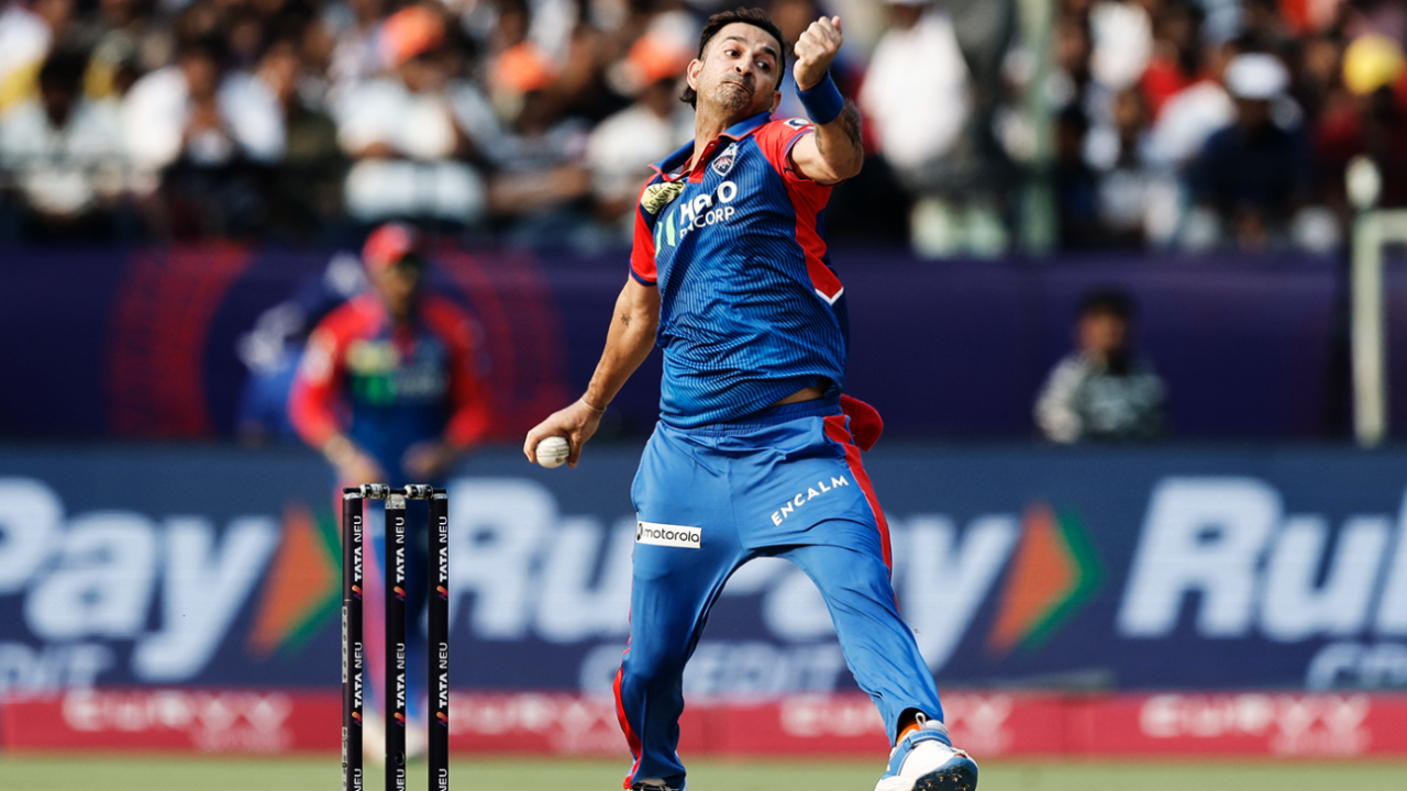 Mohit Sharma bowls, Delhi Capitals vs Sunrisers Hyderabad, IPL 2025, Visakhapatnam, March 30, 2025