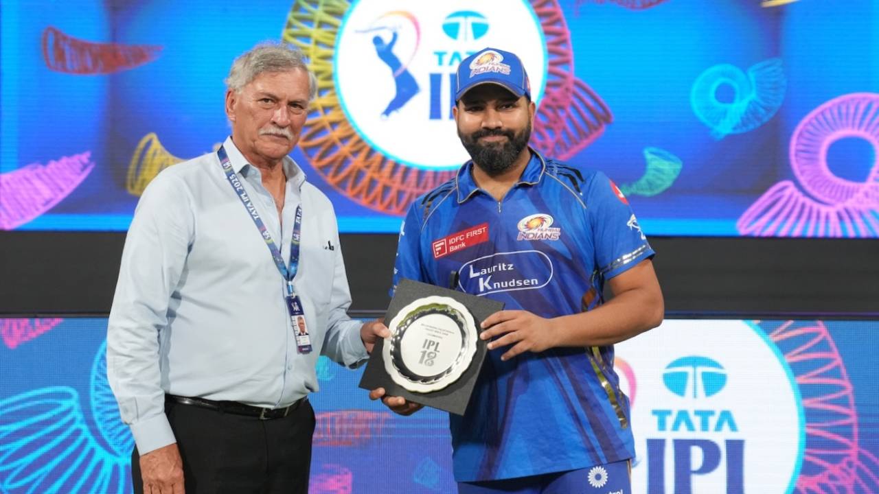 Rohit Sharma was felicitated by BCCI president Roger Binny before the game, Mumbai Indians vs Sunrisers Hyderabad, IPL 2025, Mumbai, April 17, 2025