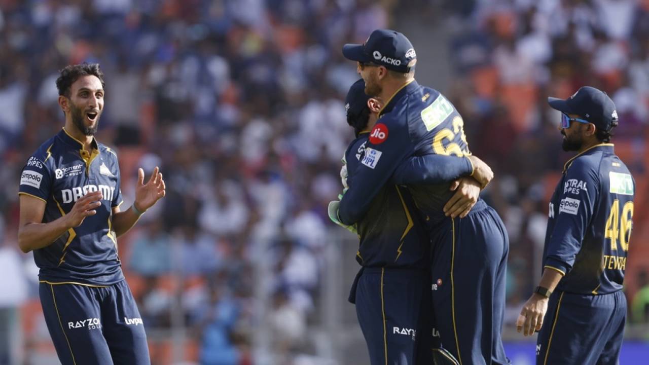 Jos Buttler took a screamer of a catch to see the back of Vipraj Nigam, Gujarat Titans vs Delhi Capitals, IPL, Ahmedabad, April 19, 2025