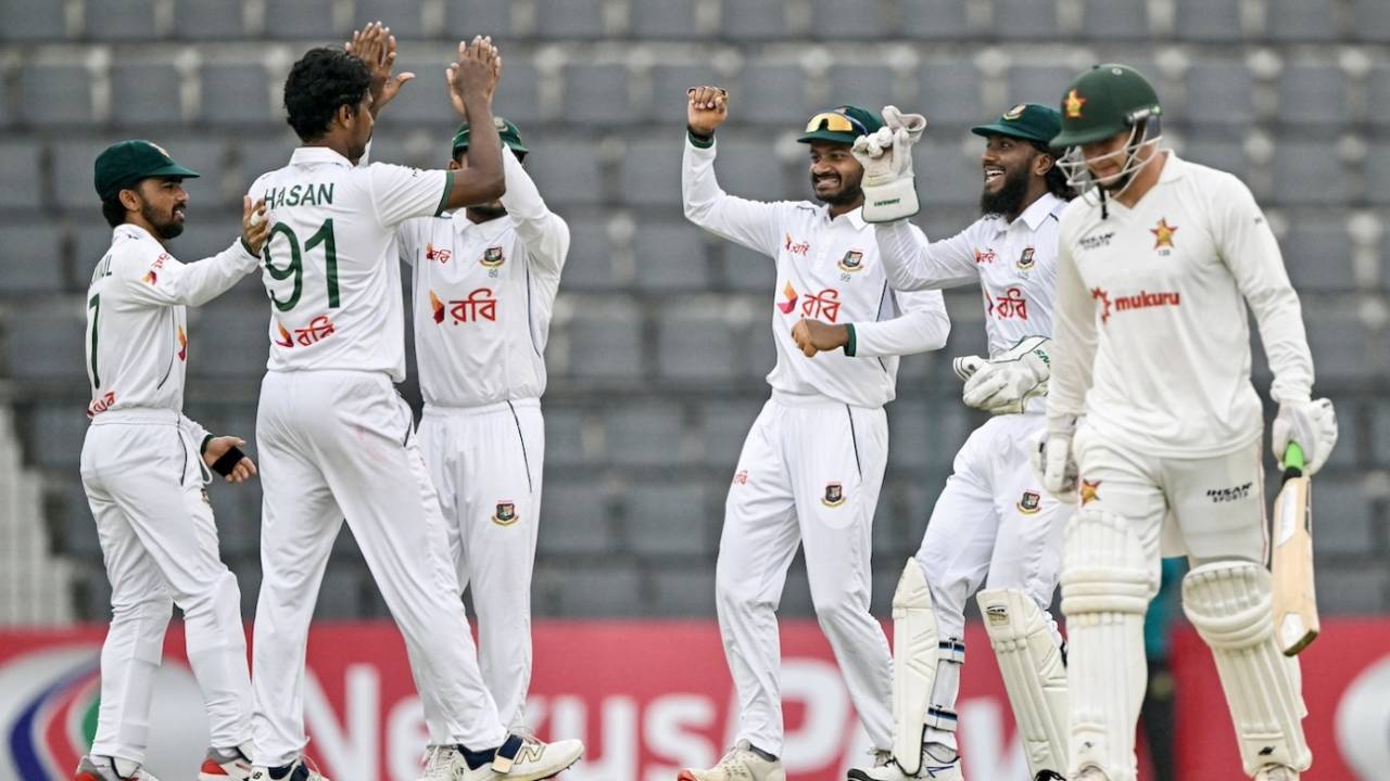 Hasan Mahmud celebrates the wicket of Nick Welch, Bangladesh vs Zimbabwe, 1st Test, Sylhet, 2nd day, April 21, 2025