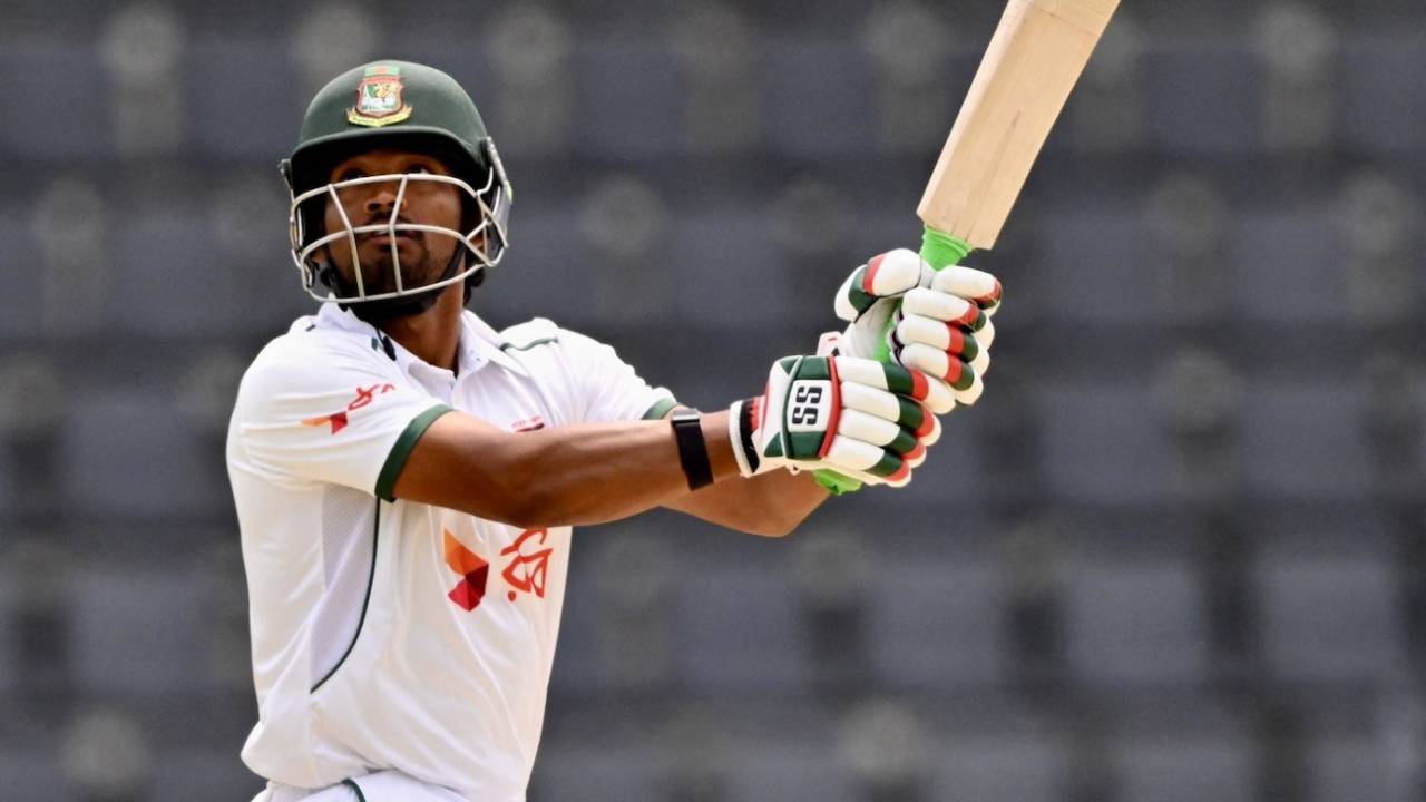 Najmul Hossain Shanto fell early on the fourth morning attempting a pull shot, Bangladesh vs Zimbabwe, 1st Test, Sylhet, 4th day, April 23, 2025