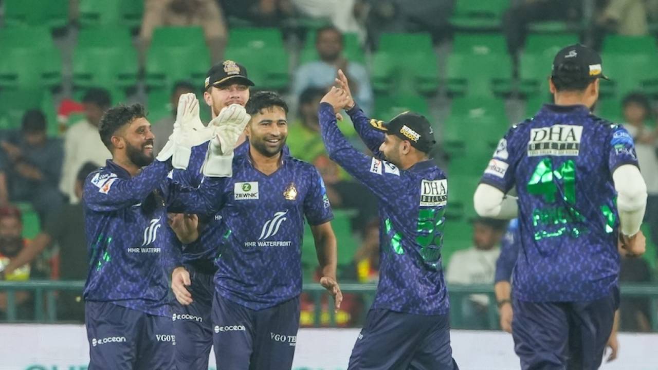 Khurram Shahzad struck in the second half of the chase to dent Karachi Kings, Karachi Kings vs Quetta Gladiators, PSL 2025, Lahore, April 25, 2025