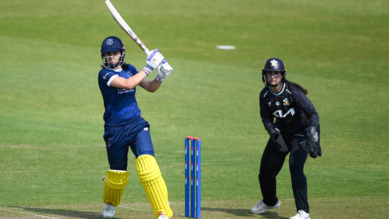 Maia Bouchier pulls during her half-century, Hampshire vs Somerset, Women's One-Day Cup, Utilita Bowl, April 27, 2025
