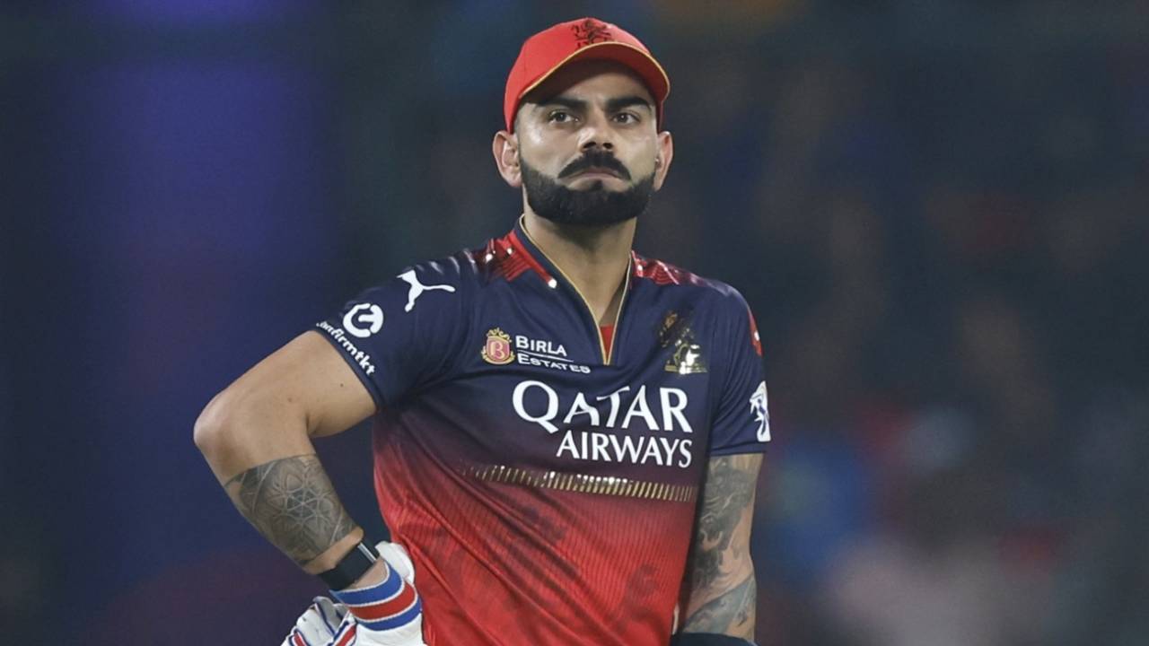 Virat Kohli in a pensive mood during the chase, Delhi Capitals vs Royal Challengers Bengaluru, IPL 2025, Delhi, April 27, 2025
