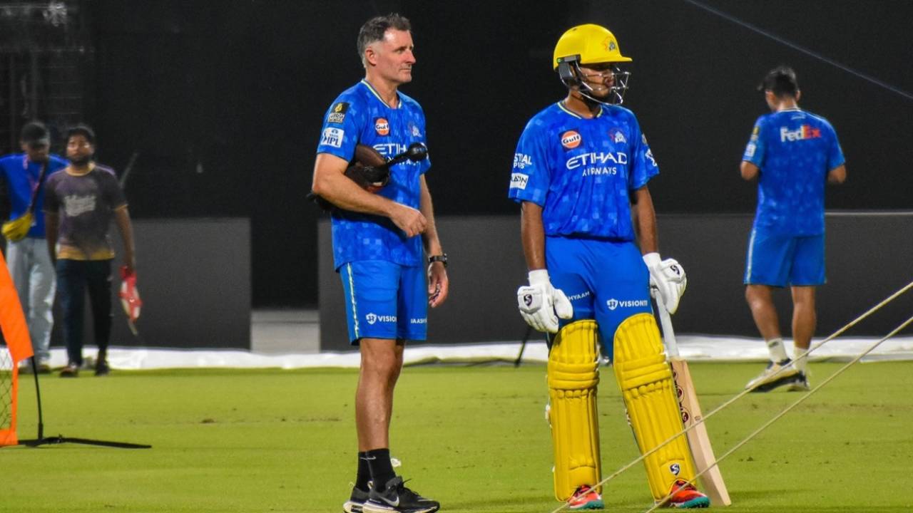 Mike Hussey works with Ayush Mhatre at the nets, Kolkata Knight Riders vs Chennai Super Kings, IPL 2025, Kolkata, May 5, 2025