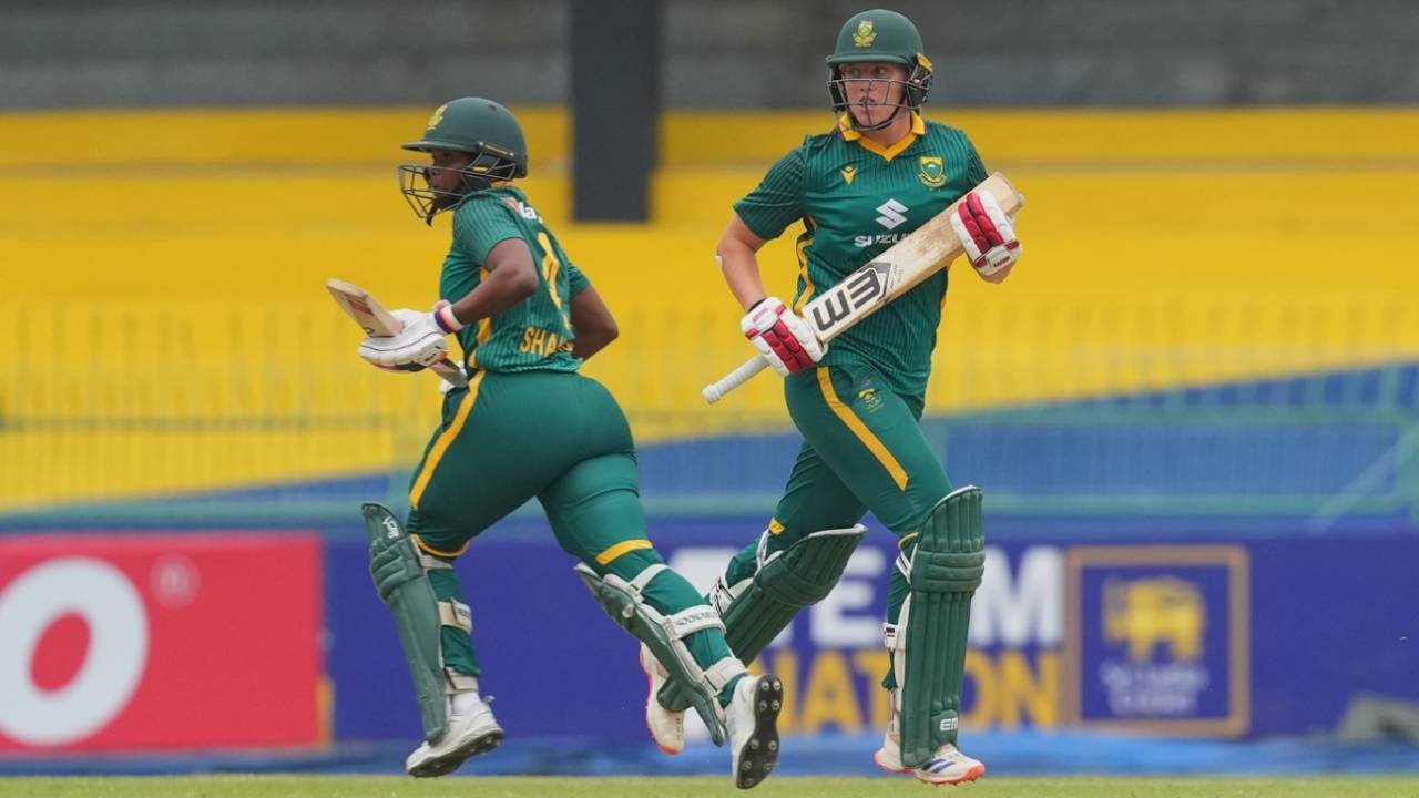 Nondumiso Shangase and Annerie Dercksen added 70 runs for the fifth wicket, India vs South Africa, Women's tri-series, Colombo, May 7, 2025