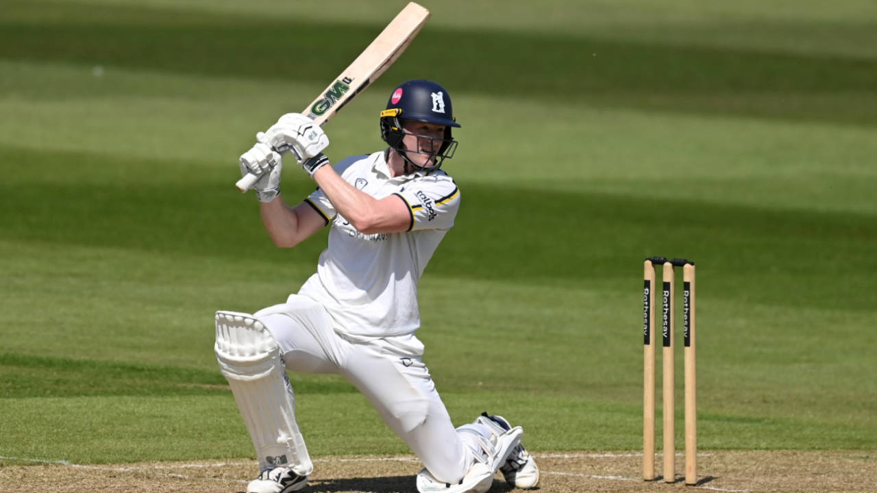 Rob Yates drives through the off side, Warwickshire vs Surrey, County Championship, Edgbaston, May 9, 2025