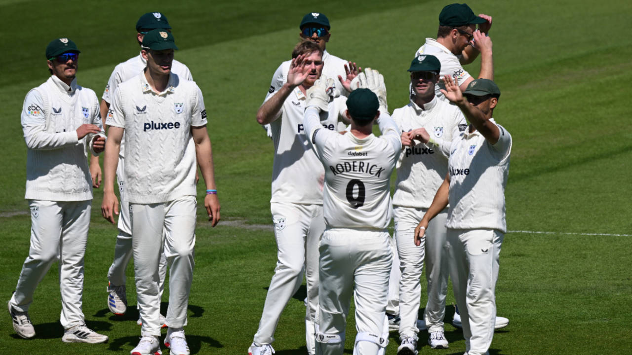 Tom Taylor made a dent in Sussex's top order, Sussex vs Worcestershire, County Championship, Hove, May 9, 2025