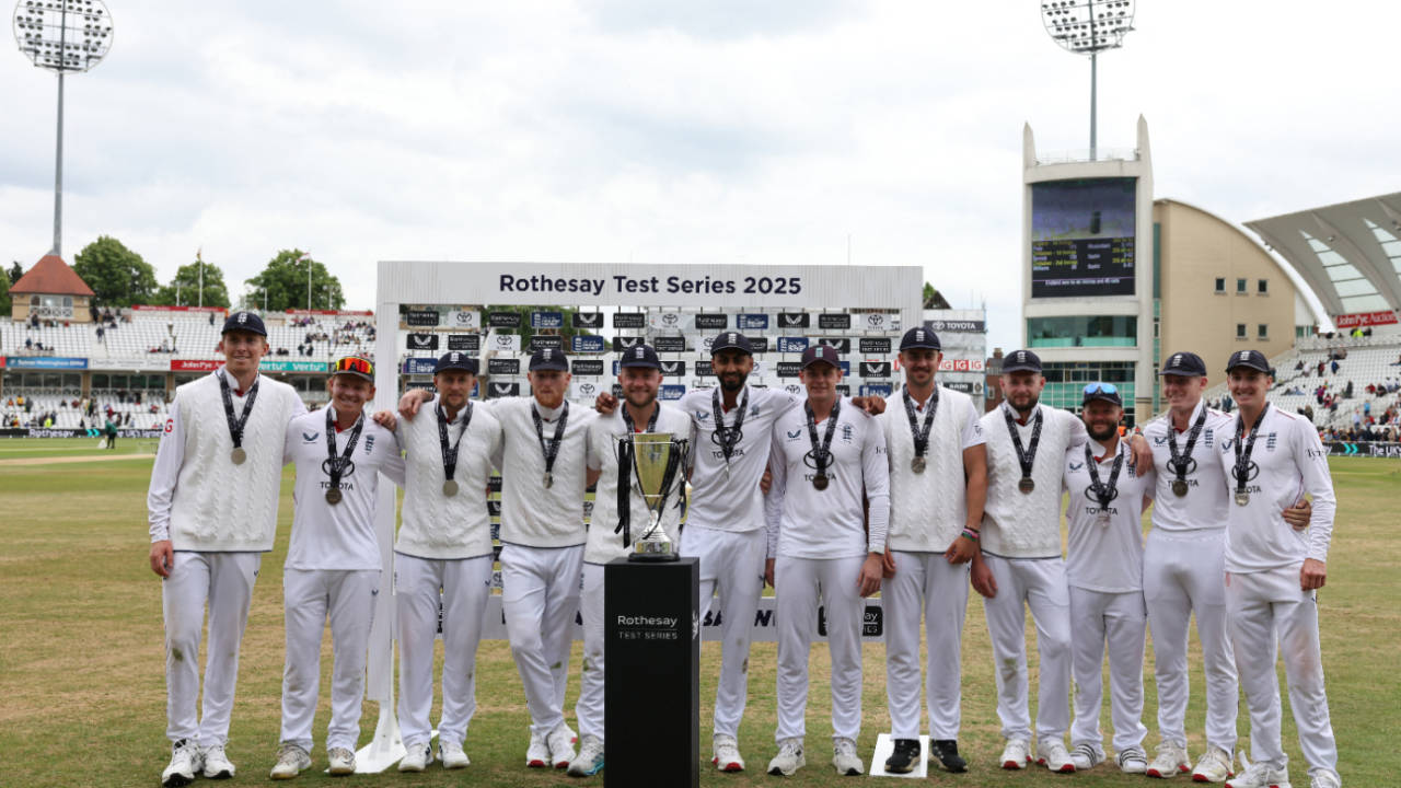England pose with the series trophy after their innings win over Zimbabwe, England vs Zimbabwe, Trent Bridge, 3rd day, May 24, 2025