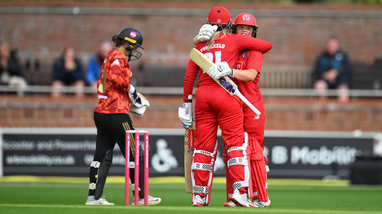 Eleanor Threlkeld and Seren Smale sealed the chase, Lancashire vs The Blaze, T20 Women's County Cup, Taunton, May 26, 2025