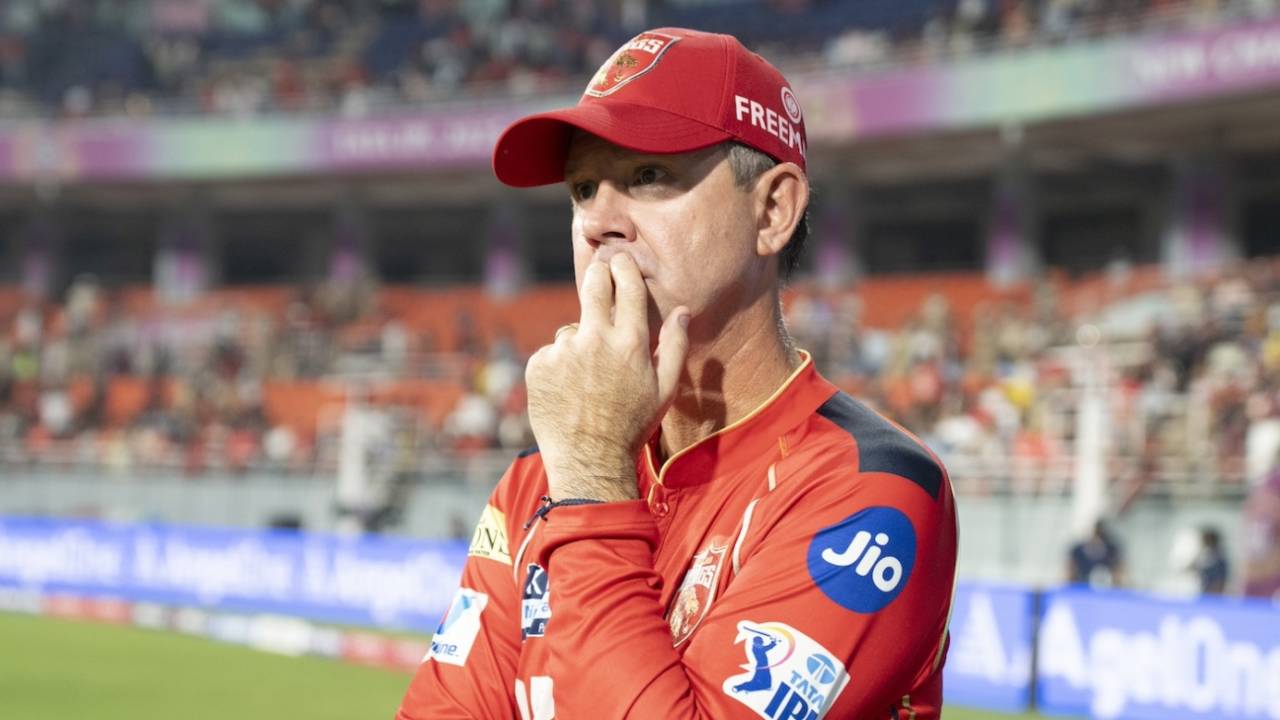 Ricky Ponting doesn't like what he's seeing, Punjab Kings vs Royal Challengers Bengaluru, IPL 2025 Qualifier 1, New Chandigarh, May 29, 2025