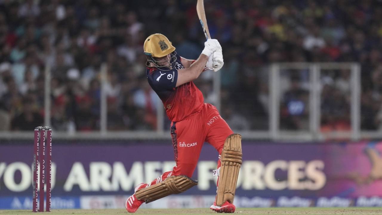 Liam Livingstone powers one down the ground, Royal Challengers Bengaluru vs Punjab Kings, IPL, final, Ahmedabad, June 3, 2025