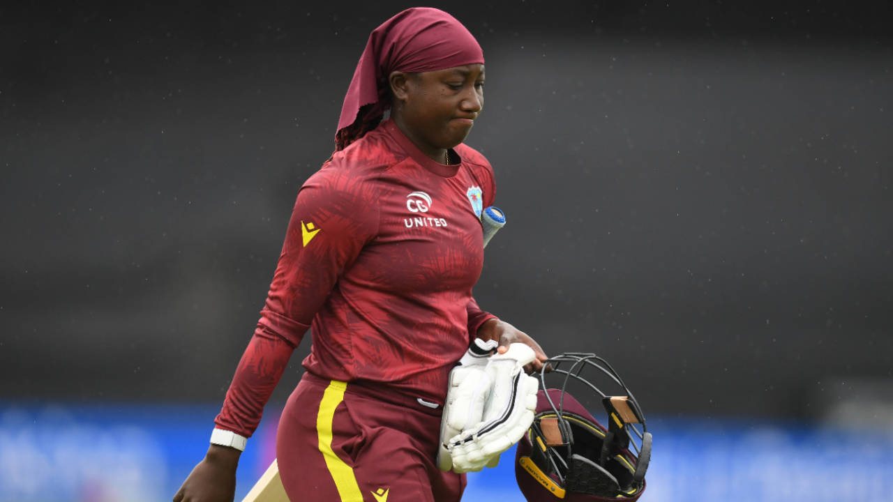Stafanie Taylor fell to Em Arlott as West Indies struggled, England vs West Indies, 3rd Women's ODI, Taunton, June 7, 2025