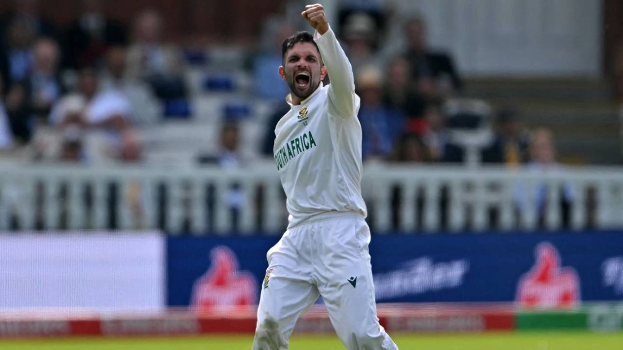 Keshav Maharaj celebrates knocking over Alex Carey, Australia vs South Africa, World Test Championship final, Lord's, June 11, 2025