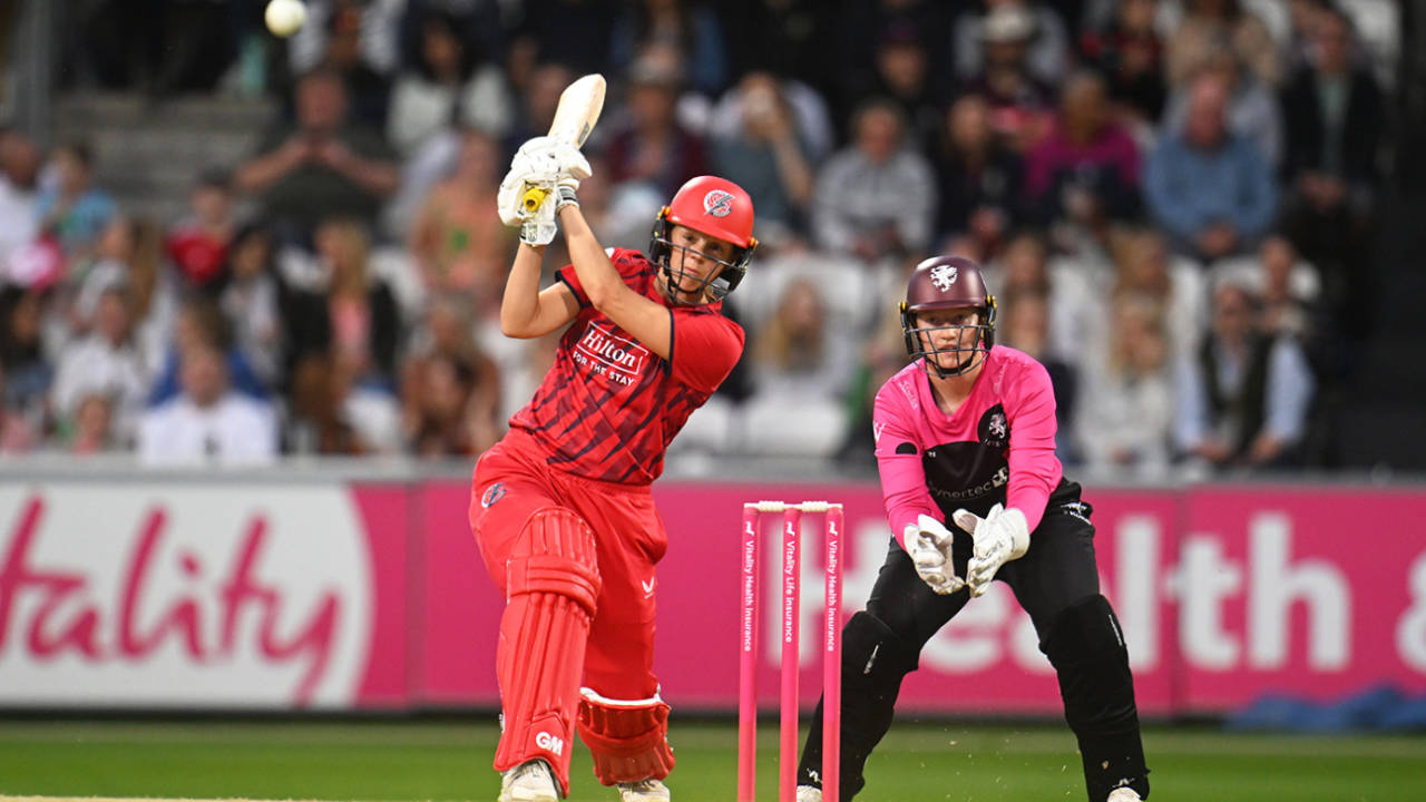 Eve Jones hits down the ground, Somerset vs Lancashire, Women's T20 Blast, Taunton, June 13, 2025