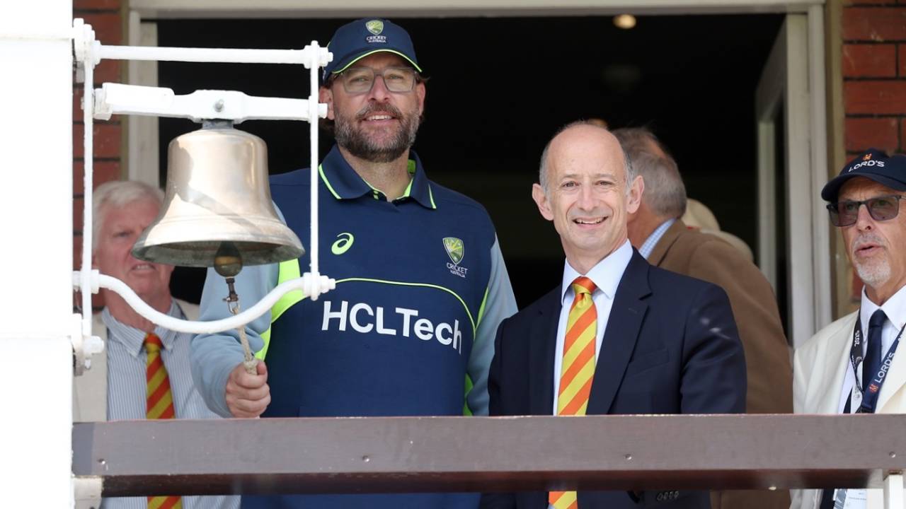 Australia's assistant coach Daniel Vettori rings the bell, Australia vs South Africa, World Test Championship final, fourth day, Lord's, June 14, 2025