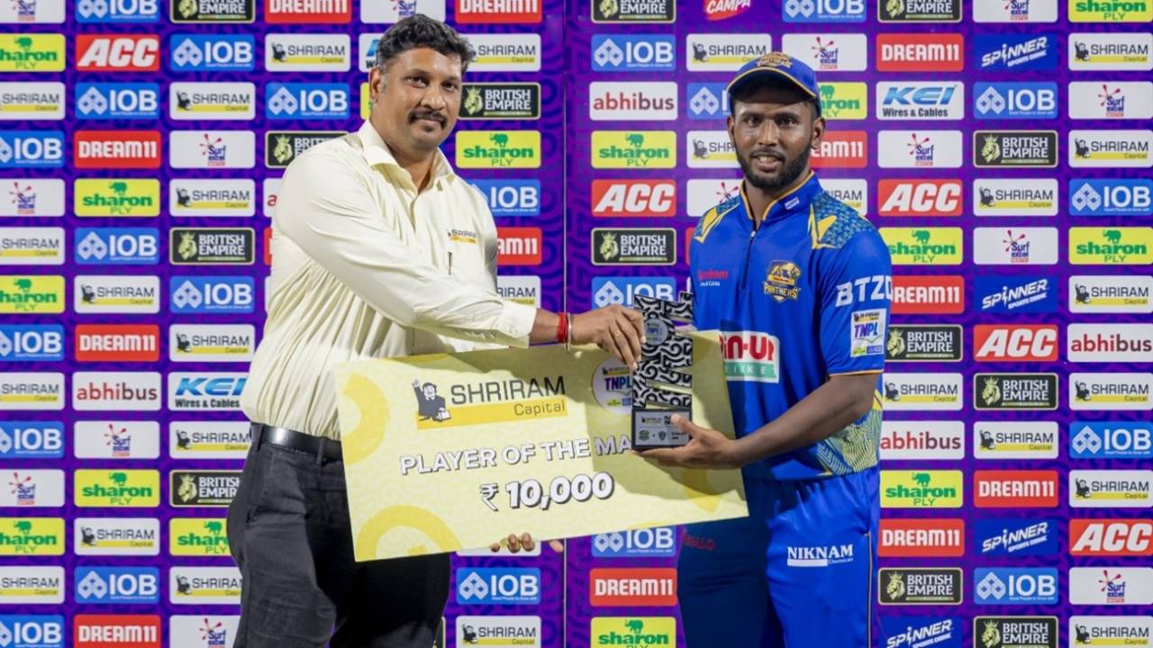 Surya Anand poses with the Player-of-the-match award, Nellai Royal Kings vs Siechem Madurai Panthers, TNPL 2025, Salem, June 18, 2025