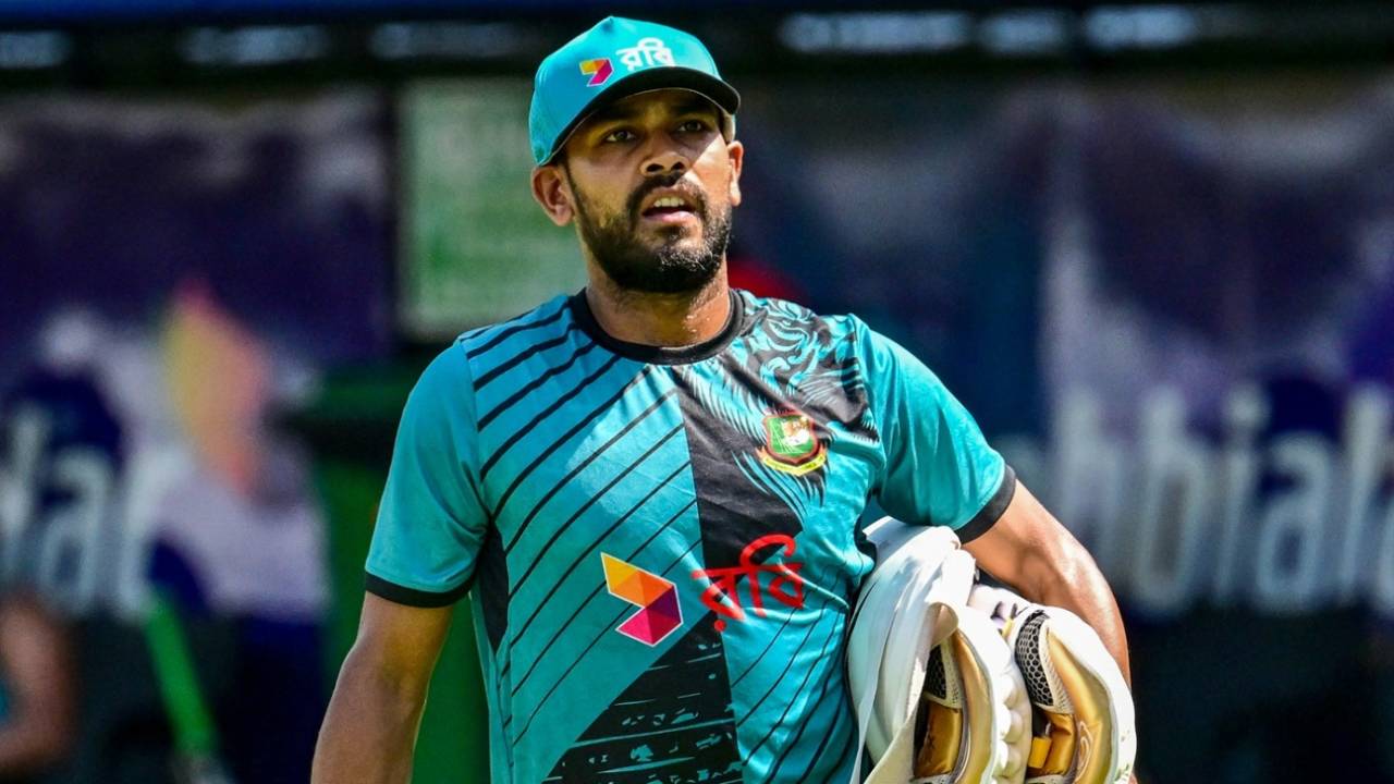 Mehidy Hasan Miraz will hope to be back in action after a fever, Colombo (SSC), June 24, 2025