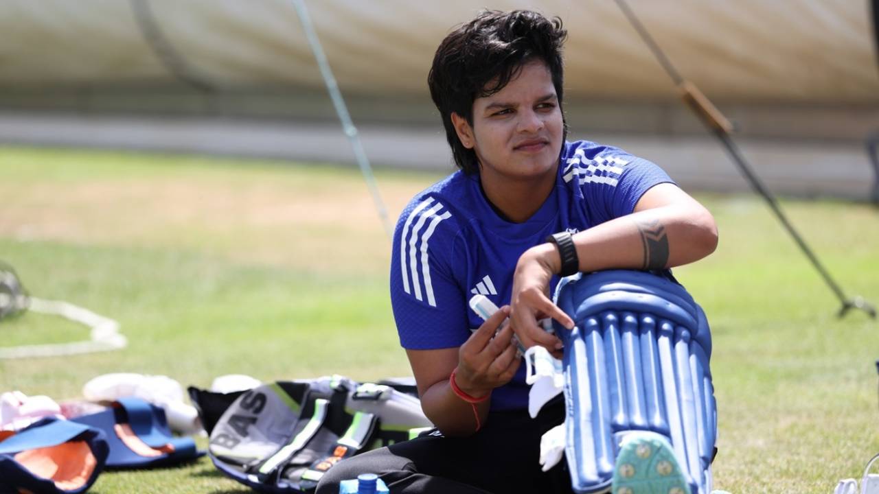 Shafali Verma pads up, England vs India, 1st Women's T20I, Nottingham, June 27, 2025
