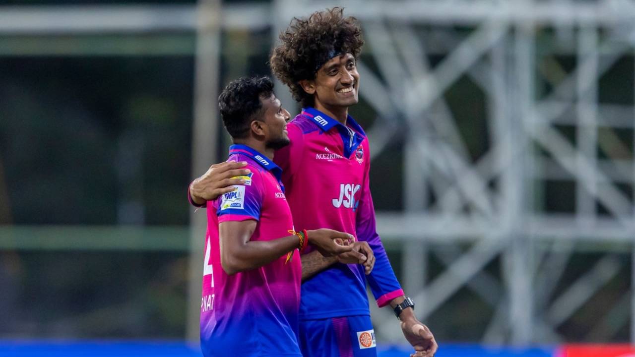 T Natarajan and R Sai Kishore celebrate a wicket, Nellai Royal Kings vs Tiruppur Tamizhans, TNPL 2025, Dindigul, June 29, 2025
