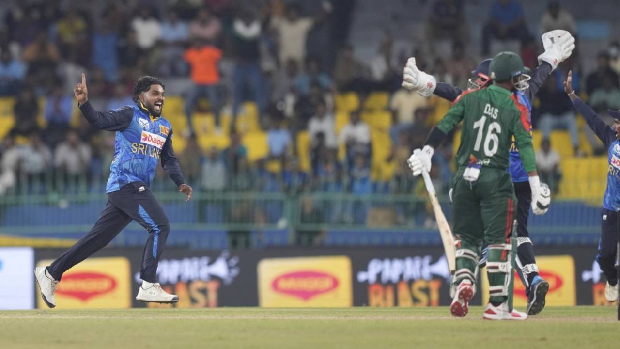 Wanindu Hasaranga wheels away in celebration, Sri Lanka vs Bangladesh, 1st ODI, Colombo (RPS), July 2, 2025