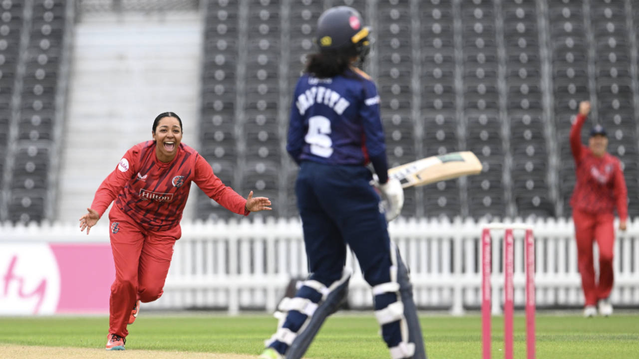 Lancashire's Australian overseas legspinner Alana King claimed two wickets, Lancashire vs Essex, Women's Vitality Blast, Old Trafford, July 5, 2025