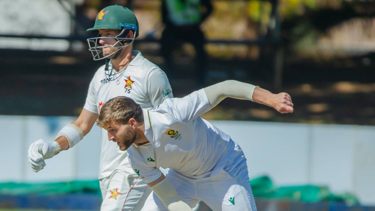 Wiaan Mulder had a good outing with ball after his tripe-century, Zimbabwe vs South Africa, 2nd Test, 2nd day, Bulawayo, July 7, 2025