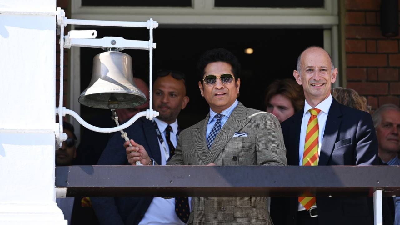 Sachin Tendulkar rings the bell at Lord's, England vs India, 3rd Test, 1st Day, London, July 10, 2025