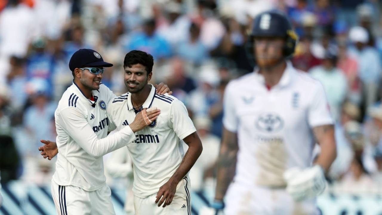 Washington Sundar celebrates Ben Stokes' wicket with Shubman Gill, England vs India, 3rd Test, Lord's, 4th day, July 13, 2025