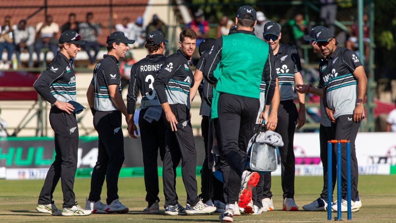 Mitchell Santner celebrates a wicket with his team-mates, New Zealand vs South Africa, Harare, July 16, 2025