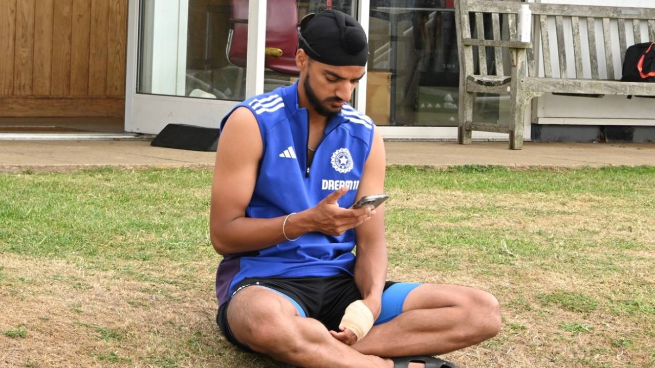 Arshdeep Singh suffered a cut on his finger while intercepting the ball during training, Beckenham, July 17, 2025 