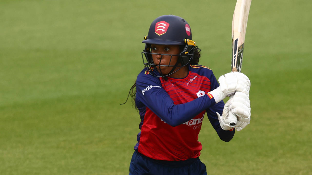 Cordelia Griffith flashes into the off side, Surrey vs Essex, Women's T20 Blast, The Oval, July 6, 2025