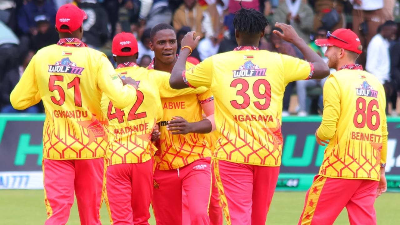 Tinotenda Maposa struck twice inside the powerplay, Zimbabwe vs South Africa, Men's T20I tri-series, Harare, July 20, 2025
