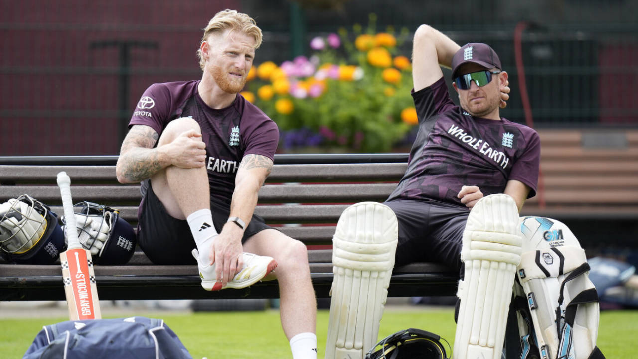 Ben Stokes and Liam Dawson take a breather during training, England vs India, 4th Test, Emirates Old Trafford, July 21, 2025