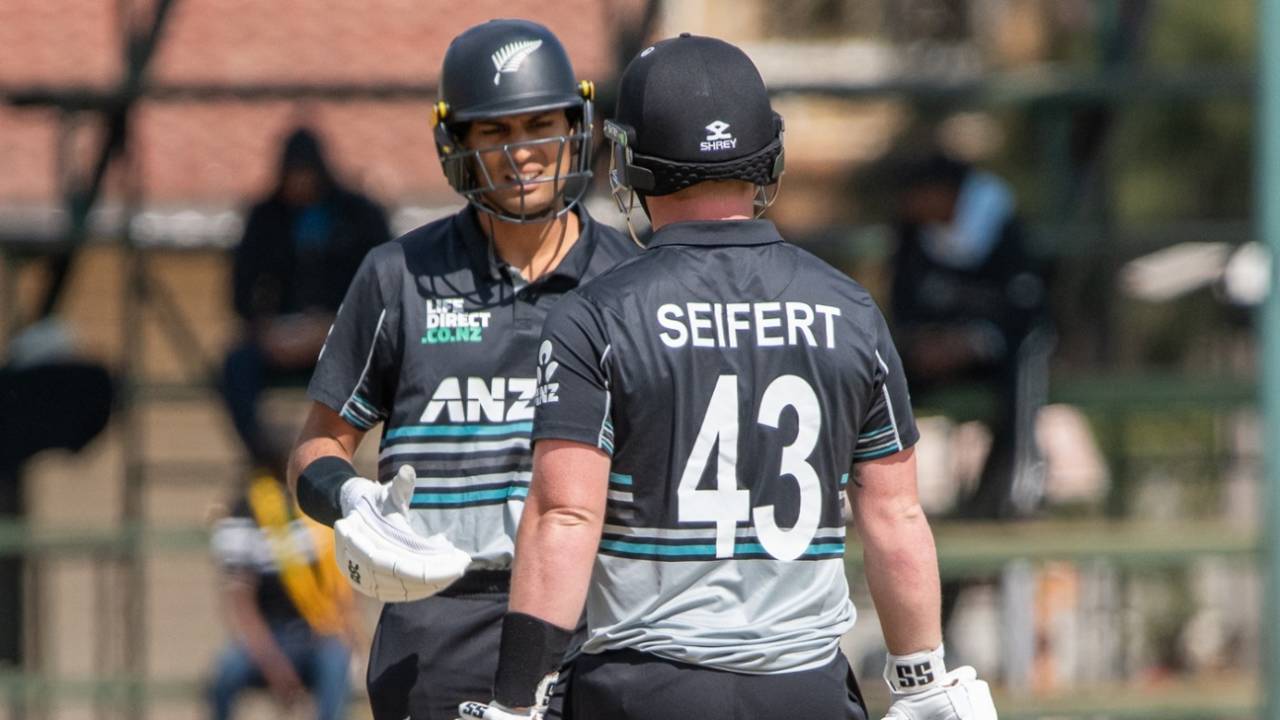 Tim Seifert and Rachin Ravindra powered on after an early wicket, Zimbabwe vs New Zealand, Zimbabwe tri-series, Harare, July 24, 2025