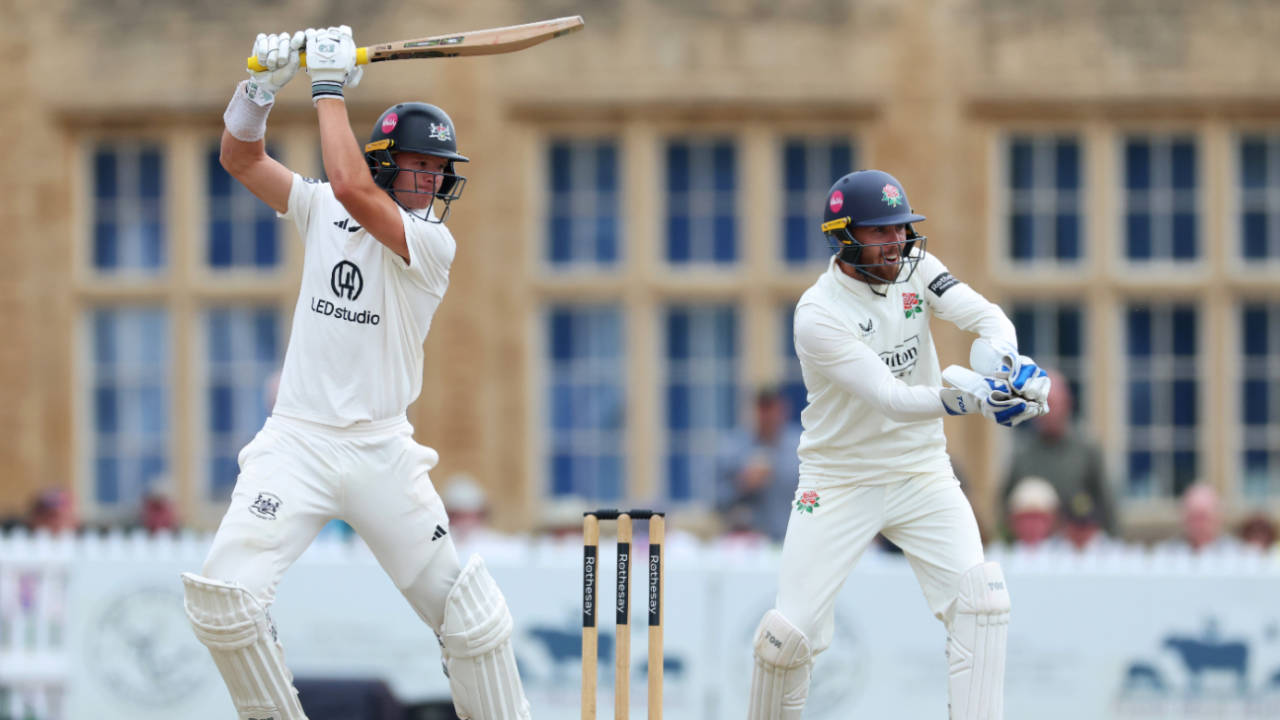 Ben Charlesworth drives through the covers, Gloucestershire vs Lancashire, County Championship, Cheltenham, July 23, 2025