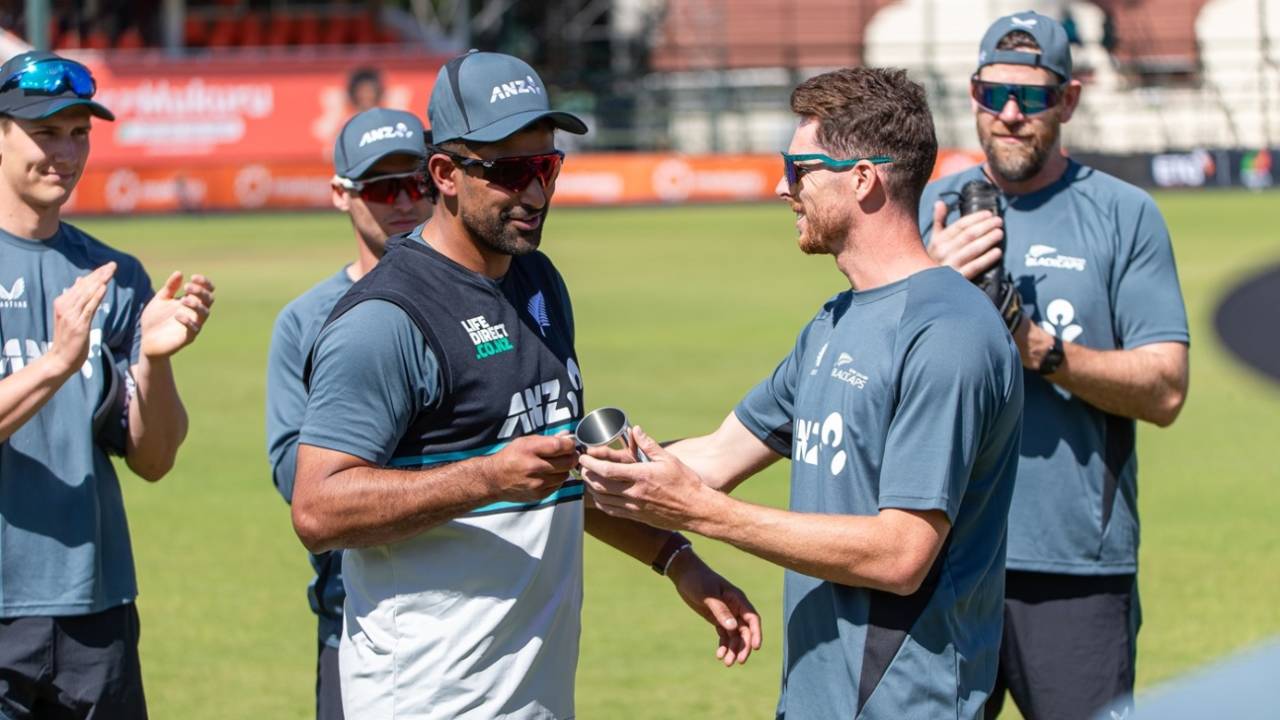 Ish Sodhi is embraced by Mitchell Santner ahead of his 200th international appearance for New Zealand, New Zealand vs South Africa, Harare, July 16, 2025