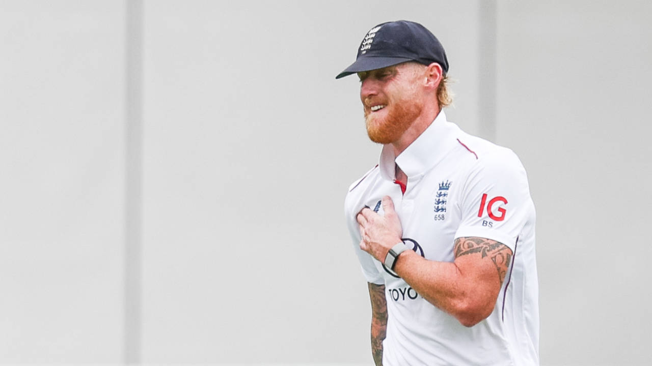 Ben Stokes clutches his shoulder, England vs India, 4th Test, 5th Day, Manchester, July 27, 2025