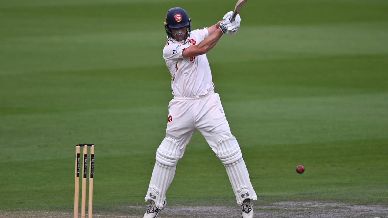 Tom Westley cuts in front of square, Sussex vs Essex, County Championship, Division One, Hove, July 22, 2025