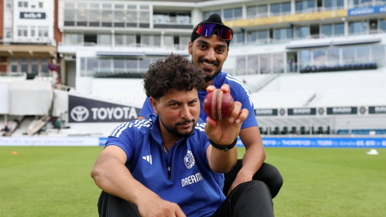 Kuldeep Yadav and Arshdeep Singh - waiting for their chance, England vs India, 5th Test, The Oval, London, July 30, 2025