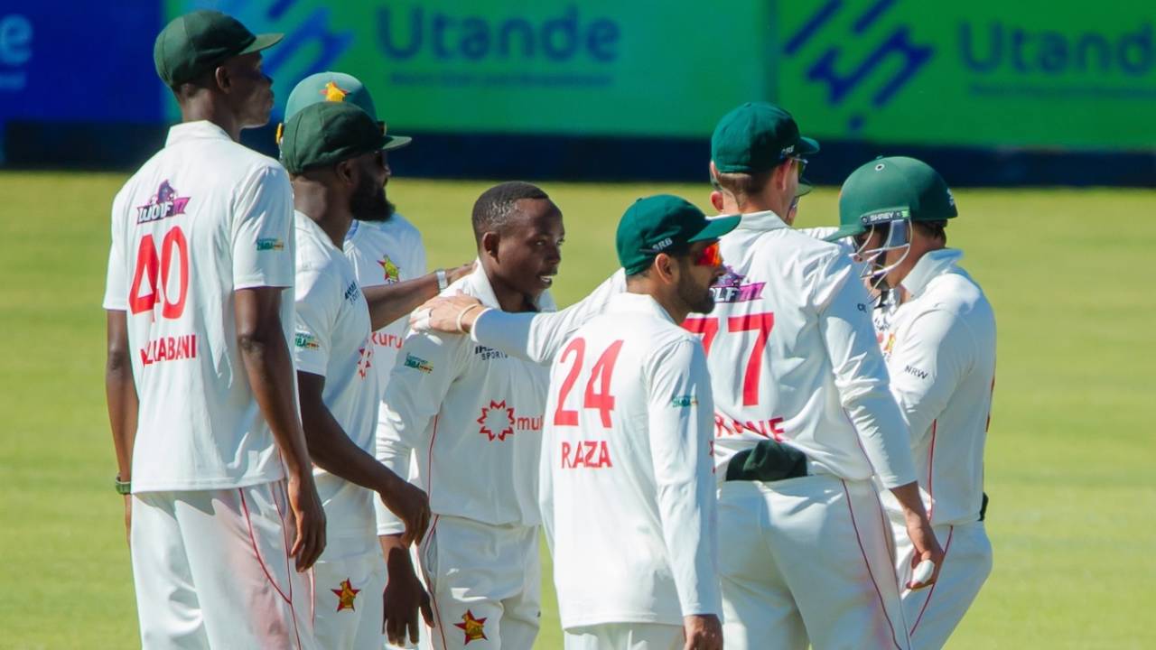 Vincent Masekesa deceived Mitchell Santner in flight, Zimbabwe vs New Zealand, 1st Test, 2nd day, Bulawayo, July 31, 2025