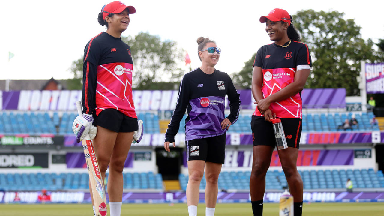 Sophia Dunkley, Linsey Smith and Hayley Matthews were all smiles before play, Northern Superchargers vs Welsh Fire, Women's Hundred, Headingley, August 7, 2025