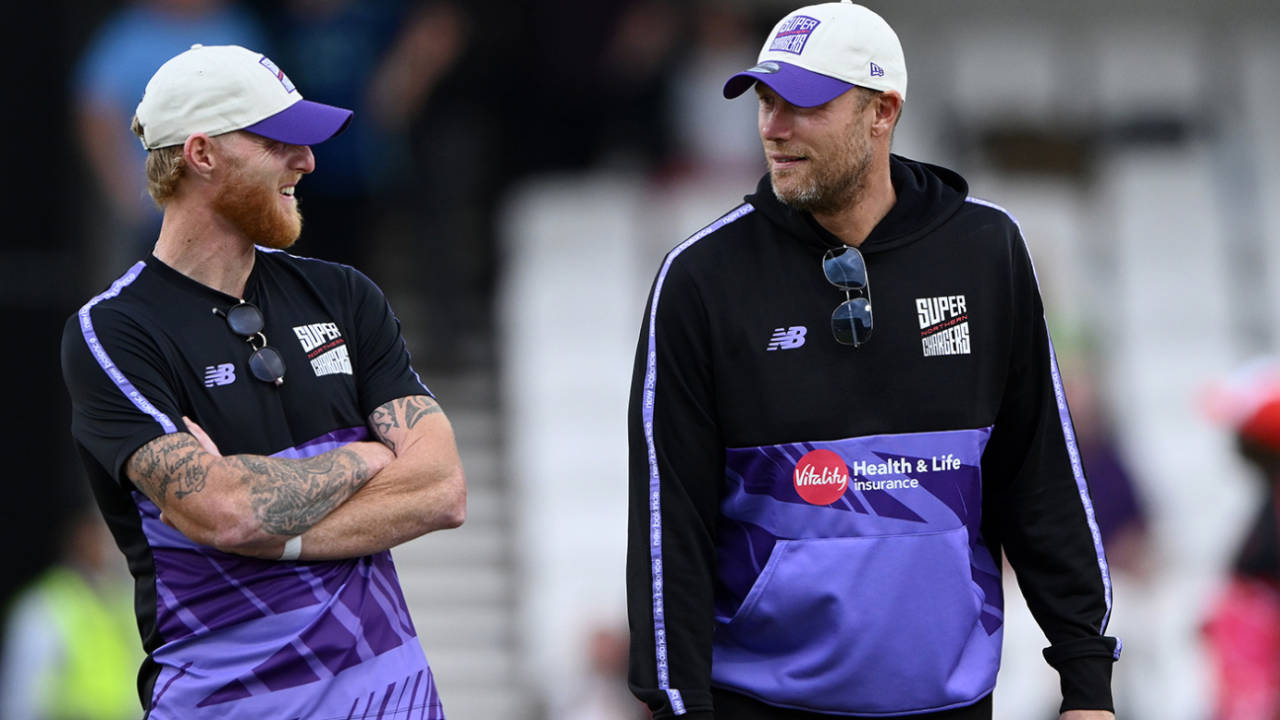 Ben Stokes and Andrew Flintoff share a lighter moment, Northern Superchargers vs Welsh Fire, Men's Hundred, Headingley, August 7, 2025